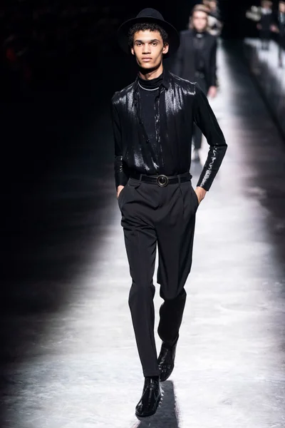 Look 47